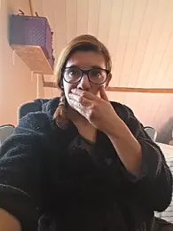 Lina_lou4 webcam model stream image