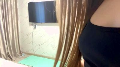 QuianaKuster webcam model stream image