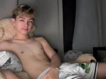 camwithethan webcam model stream image