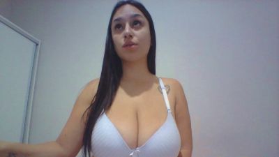 Mmiaok webcam cam4 model stream image