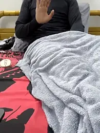 yazin19 webcam model stream image