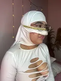 Maisa_issa webcam model stream image