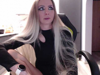 blondalina webcam bongacams model stream image