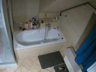 voyeurcam-julmodels-bath-2nd-1 webcam model stream image