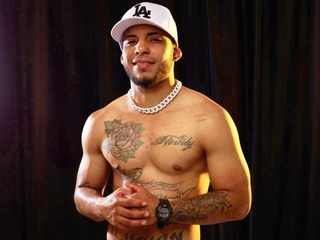 Leenar Key webcam model stream image