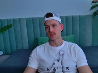 Nils Tatum webcam model stream image