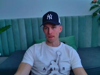 Nils Tatum webcam model stream image