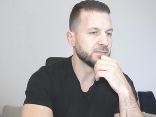 Hadess webcam model stream image