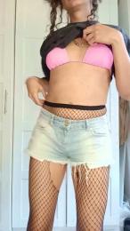aliciabetye webcam cam4 model stream image