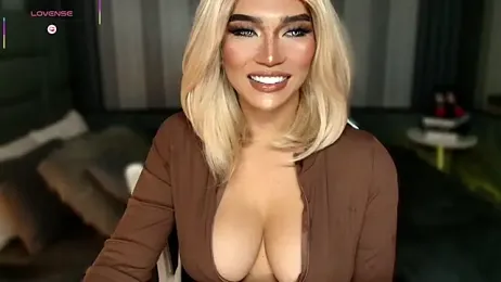 TheHuntress_ webcam model stream image