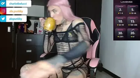 charlotbelucci_ webcam model stream image