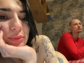 Dark-Luna webcam model stream image