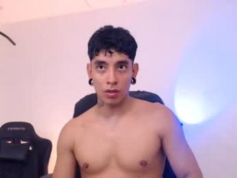saenz_hotx webcam model stream image