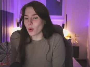 girl_u_never_met webcam model stream image