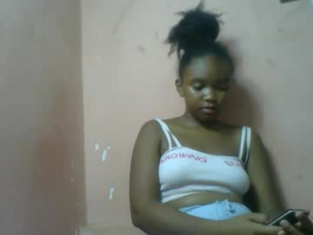 sweetandrilla webcam model stream image