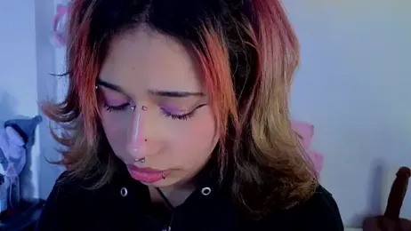 zoelight18 webcam stripchat model stream image