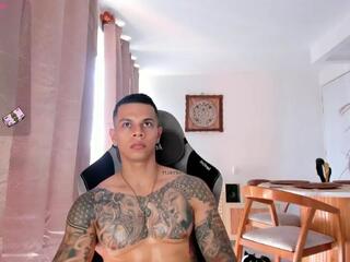 Aron Dark webcam flirt4free model stream image