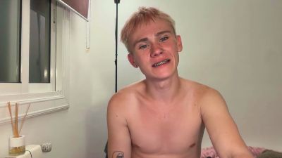 twinkniko webcam cam4 model stream image