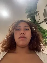 lauraltt webcam model stream image