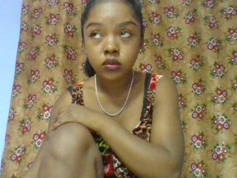 Elysa7 webcam model stream image