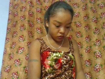 Elysa7 webcam model stream image