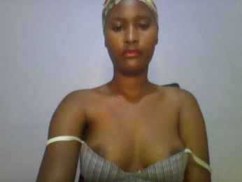 Sweet-boo webcam model stream image