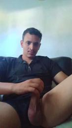 Zakaria01 webcam cam4 model stream image
