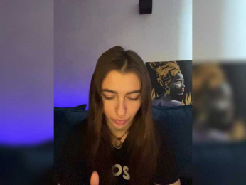 WILDGIRL webcam model stream image