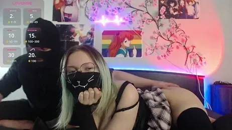 Moon_foxes webcam model stream image