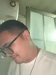 lililiwuwuwu webcam model stream image