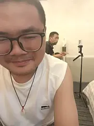 lililiwuwuwu webcam model stream image