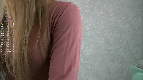 SweetSaraPie webcam model stream image