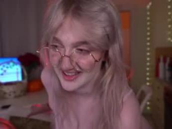 snowflakeskitty webcam model stream image