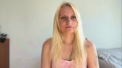 IonaMarket webcam model stream image