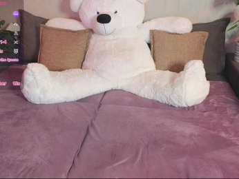 Rosalinelov webcam model stream image