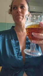 NinaDancer webcam model stream image