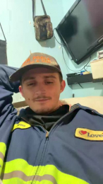 DDROPPA webcam model stream image