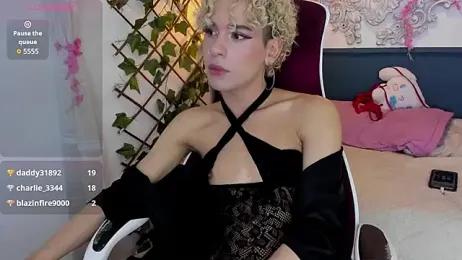 valentinee_xo webcam stripchat model stream image