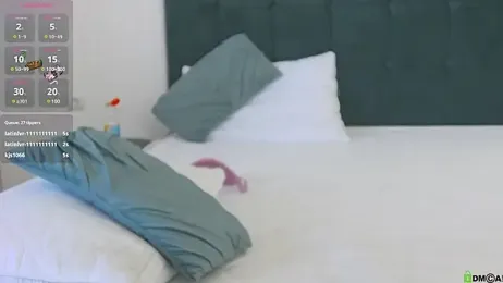 SeniGrande webcam model stream image