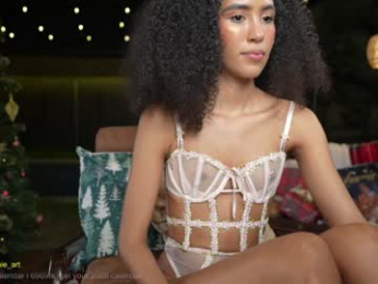 amnie_ webcam model stream image