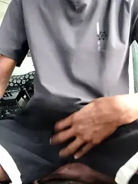 RAYI_Queen_4 webcam model stream image