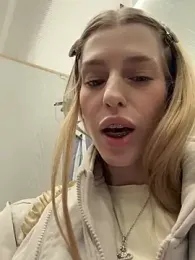 Melissa_crazy webcam stripchat model stream image