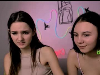 lole_ti webcam model stream image