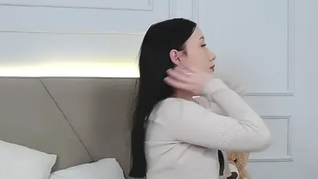 LeilaLow webcam model stream image