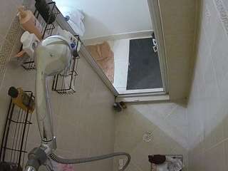 voyeurcam-baileybase-shower webcam model stream image