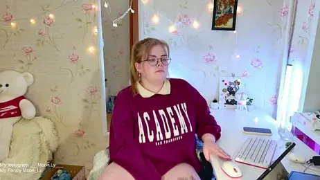 sinnamon_ webcam model stream image