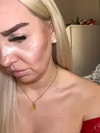 MIA-XXX webcam model stream image