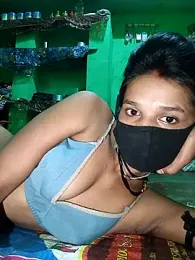 Hoty_girl_143 webcam model stream image