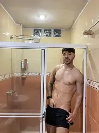 Guyinthemountain webcam model stream image