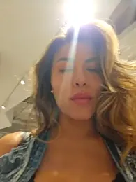 Karen_San_Miguel webcam model stream image